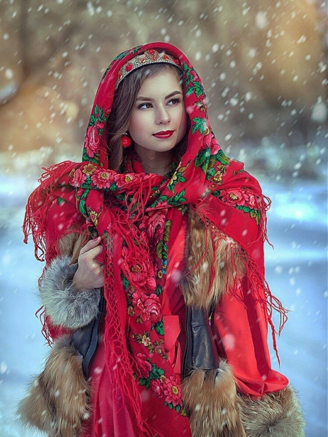 Beautiful girl Women in Slavic costumes in Cali